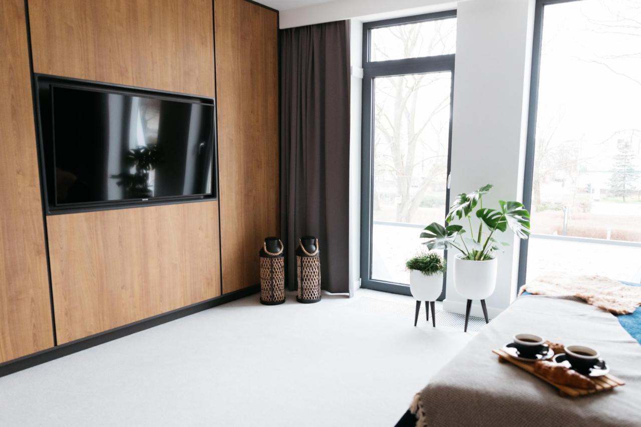 Artisan Park Bed & Breakfast Костжин над Одрон Екстериор снимка